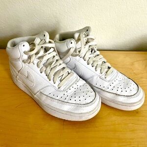NIKE Womens Court Vision Mid Sneaker in White Size US 6.5 UK 4 VGUC